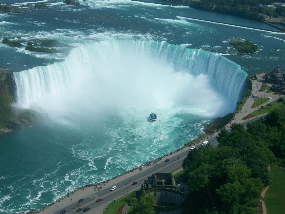 Mighty and Majestic Niagara Falls (By: Michele Babcock-Nice) (5/5)